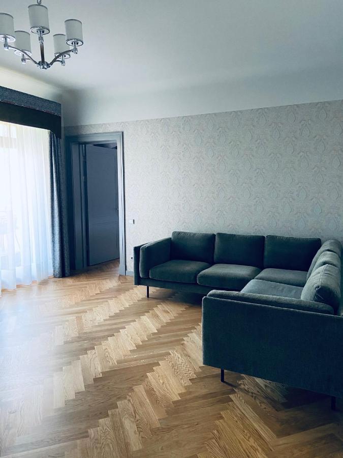 Roze Republikas Apartments Liepāja Buitenkant foto